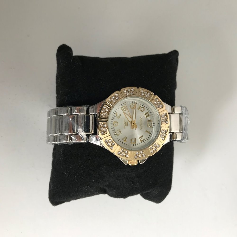 Geneva Women's Watch - Picture 3 of 6